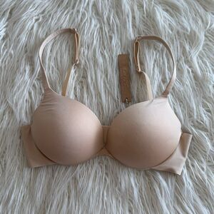 Skims Ultimate Push up Plunge Bra Sand Size 34C